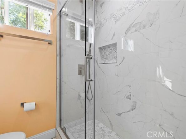 8515 Petaluma, Sun Valley (los Angeles) CA 91352