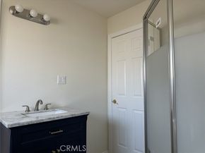 6443 Longridge, Van Nuys (los Angeles) CA 91401