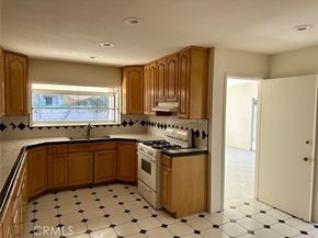 6443 Longridge, Van Nuys (los Angeles) CA 91401