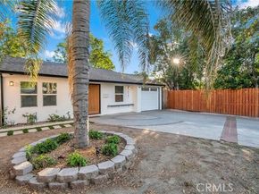 22142 Wyandotte, Canoga Park (los Angeles) CA 91303