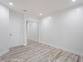 22142 Wyandotte, Canoga Park (los Angeles) CA 91303