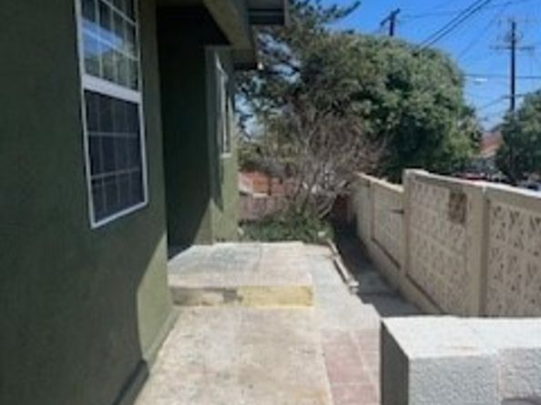586 W 1st Street, San Pedro (los Angeles) CA 90731