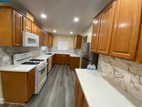 1866 Granada Dr, Concord CA 94519