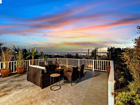 7554 Sunkist Dr, Oakland CA 94605