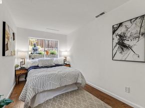 7554 Sunkist Dr, Oakland CA 94605