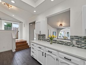 7554 Sunkist Dr, Oakland CA 94605