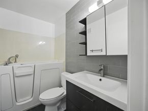 1321 Webster St D303, Alameda CA 94501