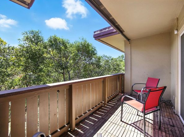 1321 Webster St D303, Alameda CA 94501