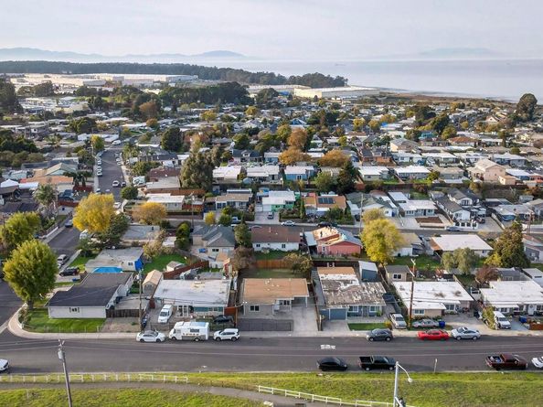 1203 Madeline Rd, San Pablo CA 94806