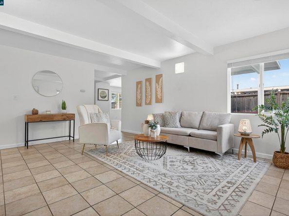 1203 Madeline Rd, San Pablo CA 94806