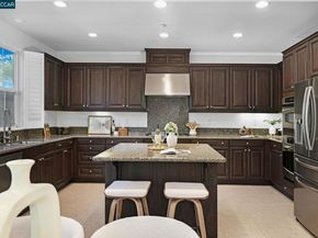 4906 Colchester Ct, Dublin CA 94568