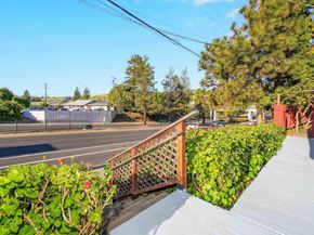 387 Tennyson Rd, Hayward CA 94544