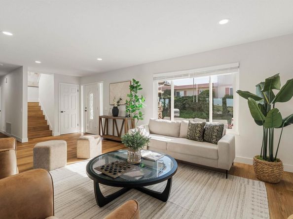 2115 Valente Cir, Martinez CA 94553