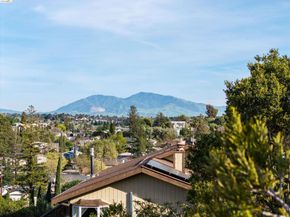 2115 Valente Cir, Martinez CA 94553