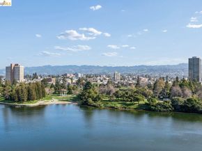 1 Lakeside Dr 911, Oakland CA 94612