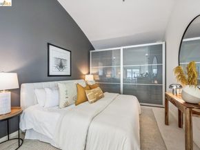 1 Lakeside Dr 911, Oakland CA 94612