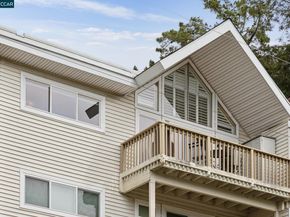 122 Ascot Ct B, Moraga CA 94556