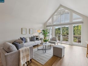 122 Ascot Ct B, Moraga CA 94556