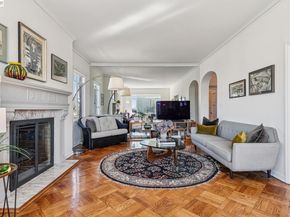 492 Staten Ave 1002, Oakland CA 94610