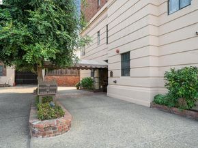 492 Staten Ave 1002, Oakland CA 94610