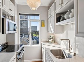 492 Staten Ave 1002, Oakland CA 94610