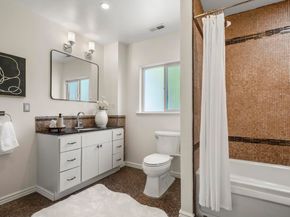 3306 West St, Oakland CA 94608