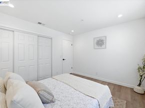 25164 Copa Del Oro Dr 201, Hayward CA 94545