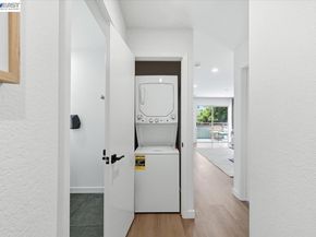 25164 Copa Del Oro Dr 201, Hayward CA 94545