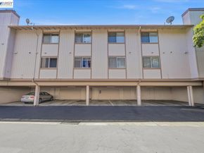 25164 Copa Del Oro Dr 201, Hayward CA 94545