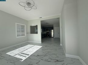 924 7Th St, Richmond CA 94801