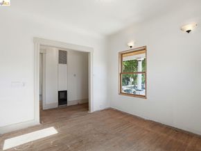 522 63rd, Oakland CA 94609