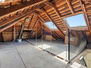 522 63rd, Oakland CA 94609