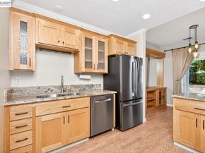 3861 Vine St, Pleasanton CA 94566
