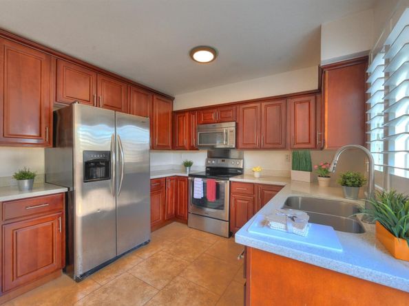 2322 Belvedere Ave, San Leandro CA 94577