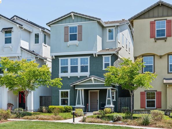 24157 Amaranth Loop, Hayward CA 94541