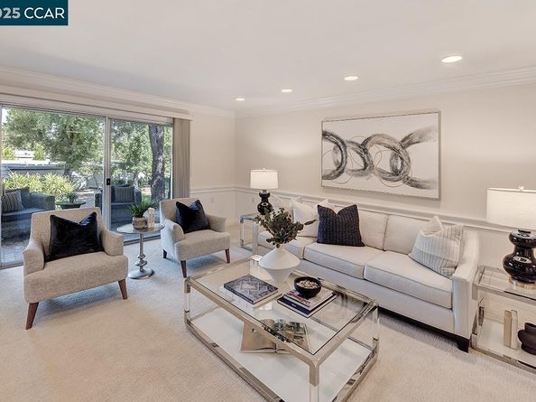 2321 Tice Creek Dr 2, Walnut Creek CA 94595
