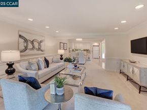 2321 Tice Creek Dr 2, Walnut Creek CA 94595
