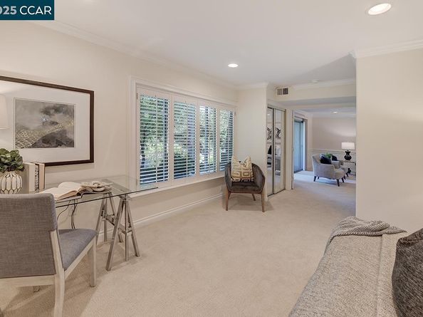 2321 Tice Creek Dr 2, Walnut Creek CA 94595