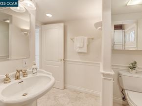 2321 Tice Creek Dr 2, Walnut Creek CA 94595