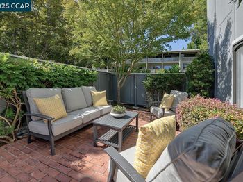 2321 Tice Creek Dr