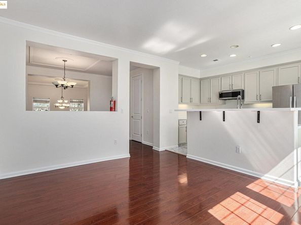 3730 Whitworth Dr, Dublin CA 94568