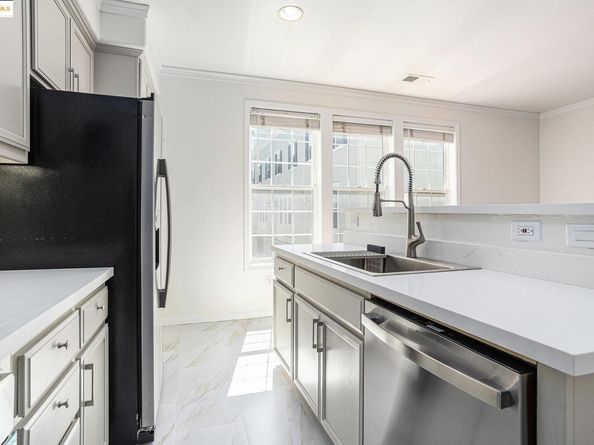 3730 Whitworth Dr, Dublin CA 94568