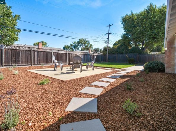 7459 Limerick Ave, Dublin CA 94568