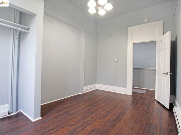 1502 8th ST, Oakland CA 94607