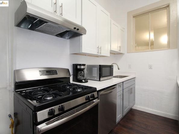 1502 8th ST, Oakland CA 94607