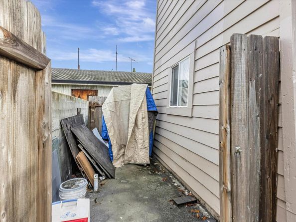 15540 Hesperian Blvd, San Lorenzo CA 94580
