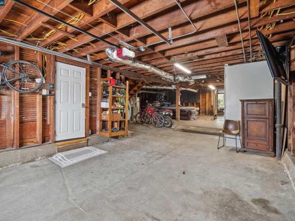 1118 Geneva Ave, San Francisco CA 94112