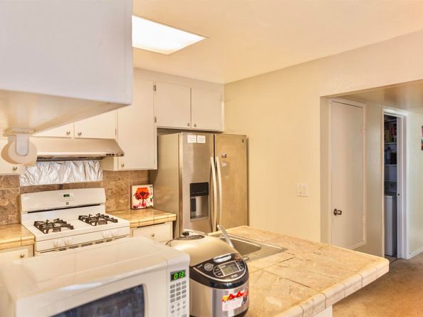 33010 Lake Mead Dr, Fremont CA 94555