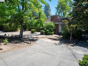 196 Crest Ave, Alamo CA 94507