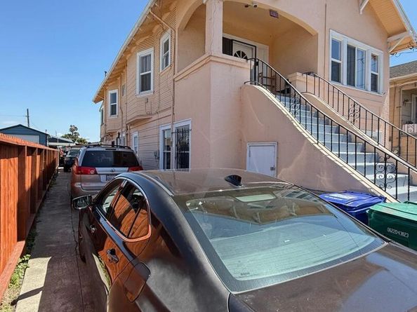 1436 52Nd Ave, Oakland CA 94601